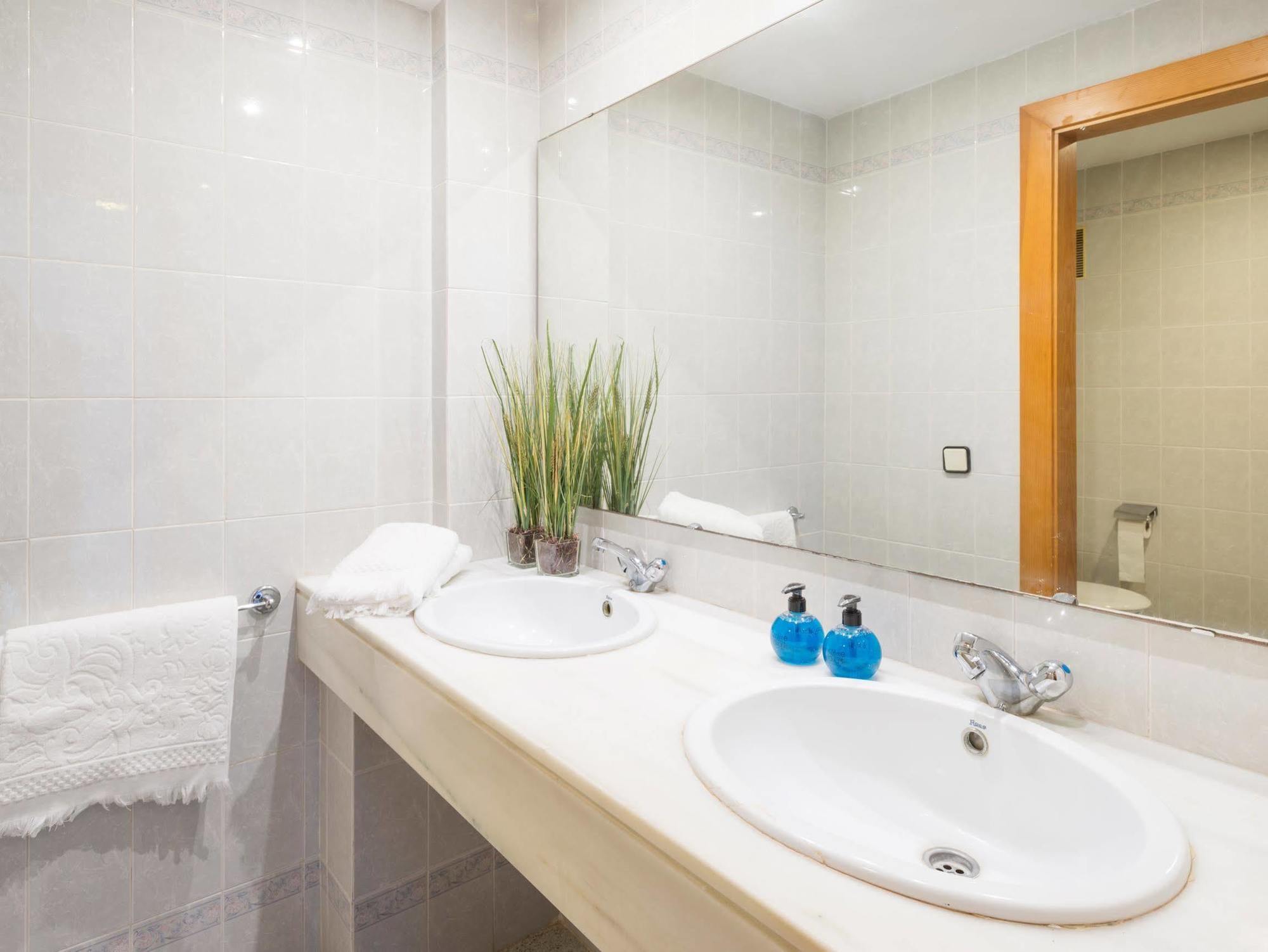 Magalluf Strip Apartment Екстер'єр фото