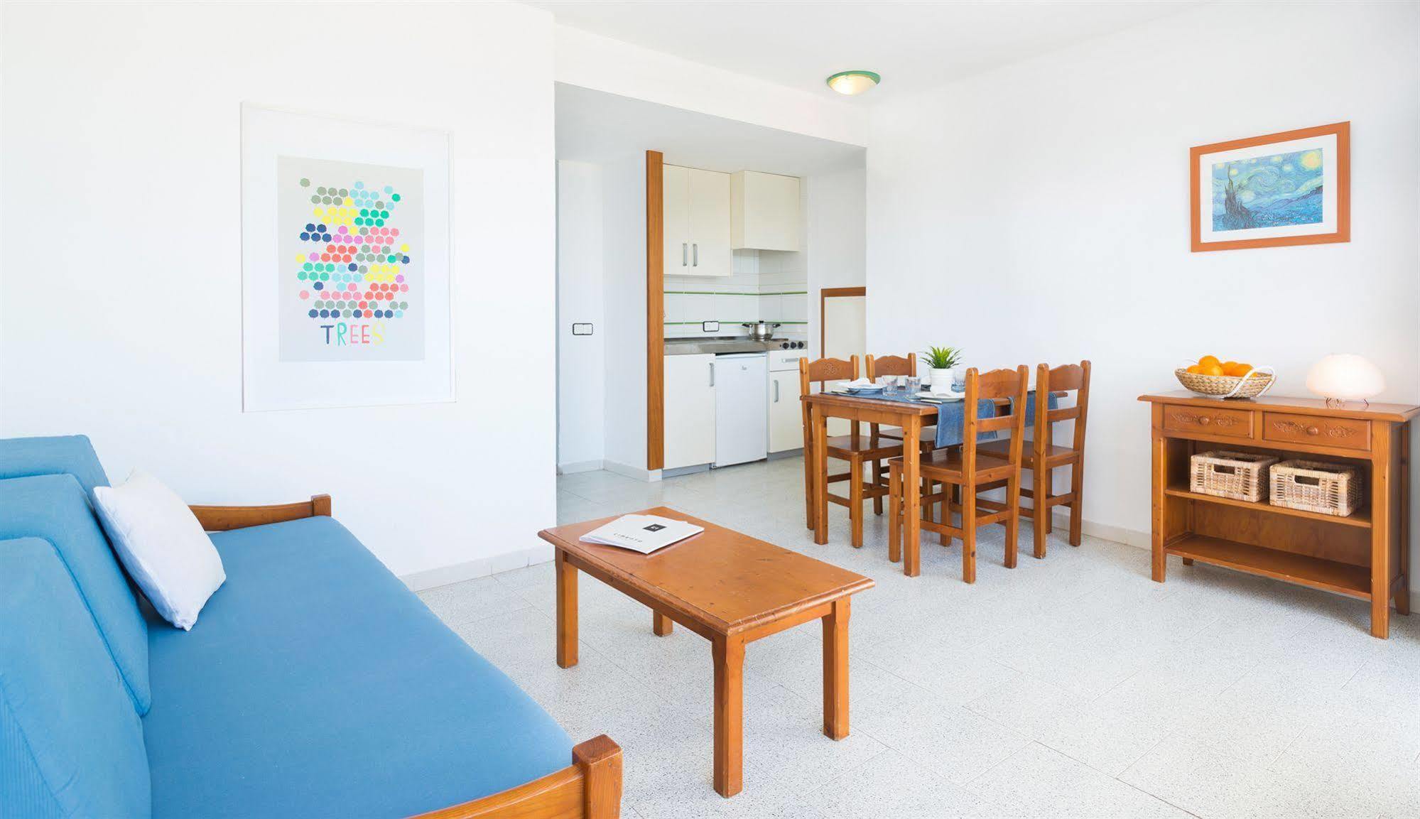 Magalluf Strip Apartment Екстер'єр фото